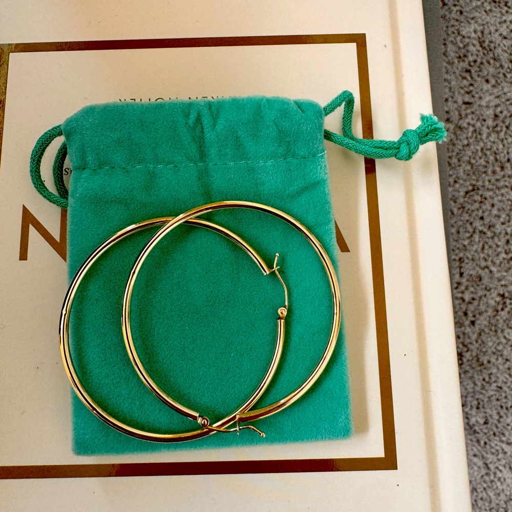 Solid gold hoop earrings
